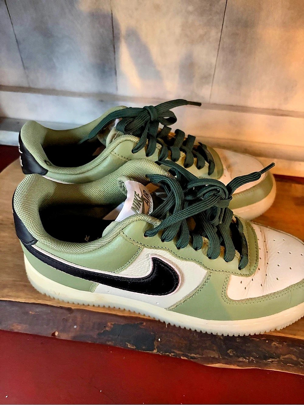 Nike Air Force 1 Low Green & White Sneakers